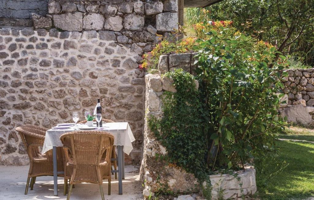 Vacation Apartments Feniks Tučepi Εξωτερικό φωτογραφία