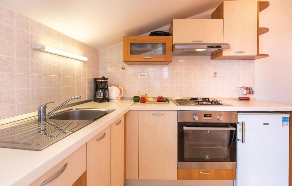 Vacation Apartments Feniks Tučepi Εξωτερικό φωτογραφία