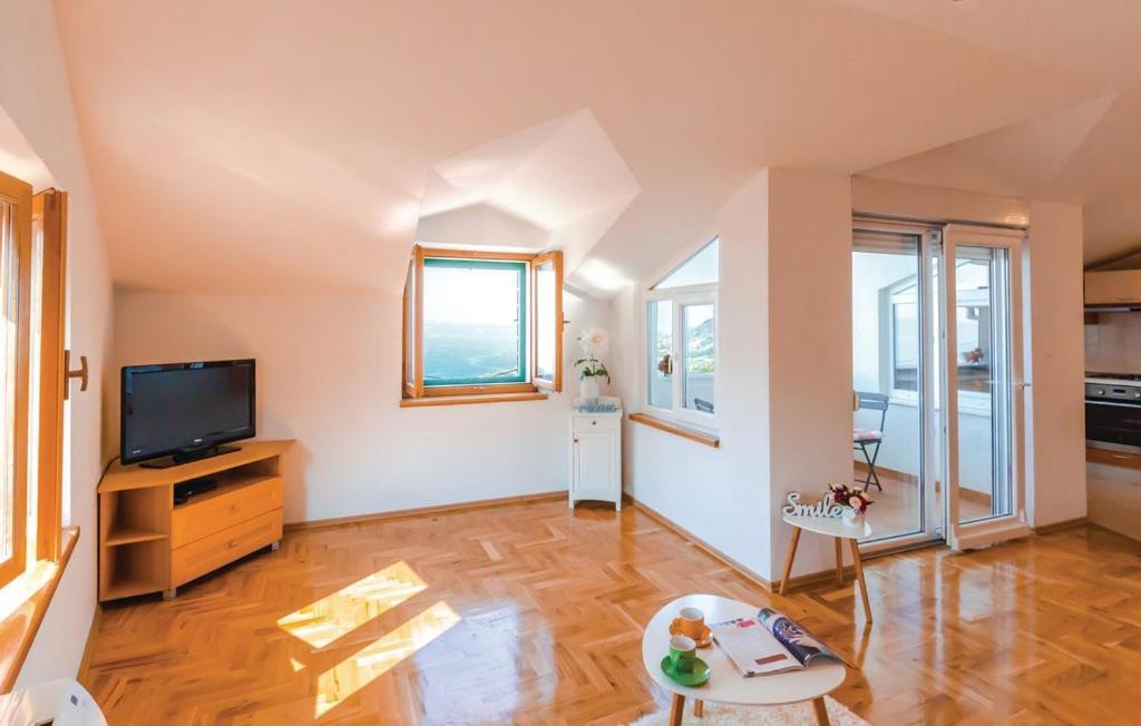 Vacation Apartments Feniks Tučepi Εξωτερικό φωτογραφία